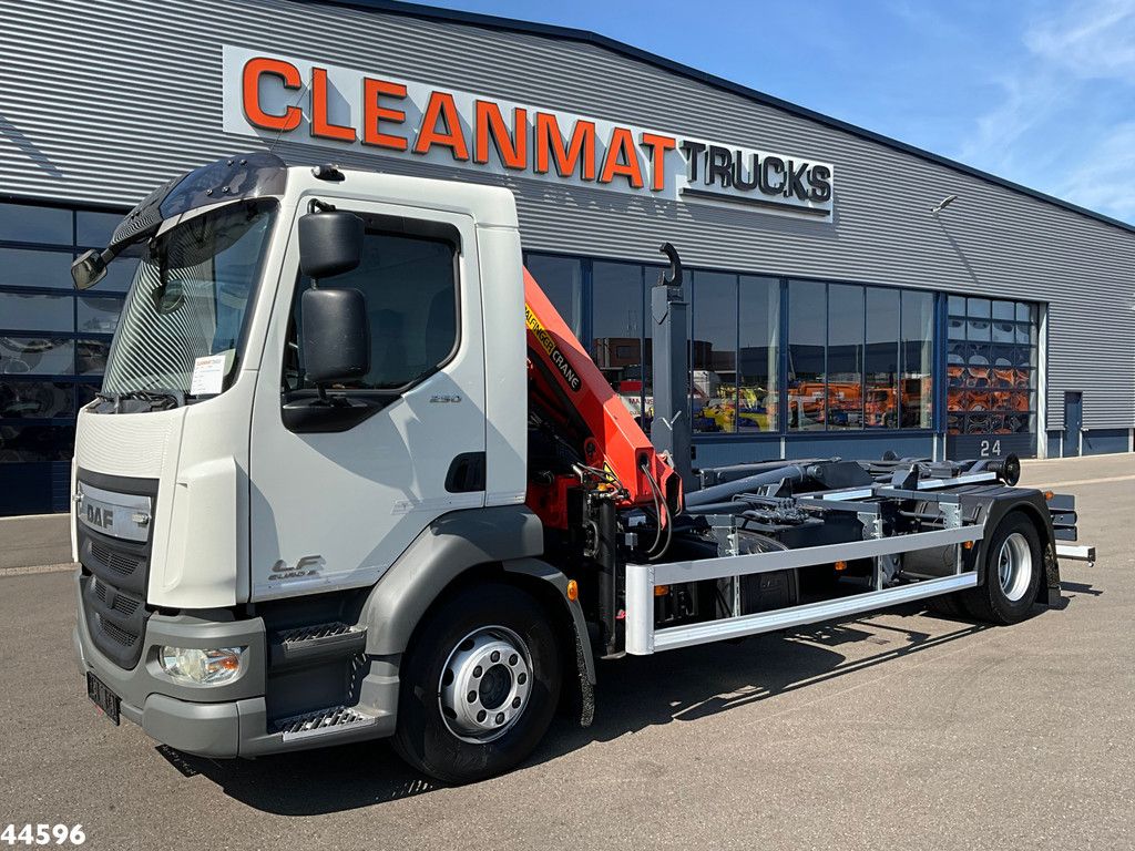 DAF FA LF 250 Euro 6 Palfinger 6,5 Tonmeter laadkraan