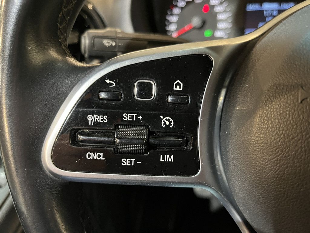 Mercedes-Benz Sprinter 317 CDI L2 RWD DC Dubbel Cabine Open Laadbak / Euro 6 / Trekhaak 3500 KG / Airco / Cruise Control / CarPlay / DC 6 Pers. / 82.000 KM !!