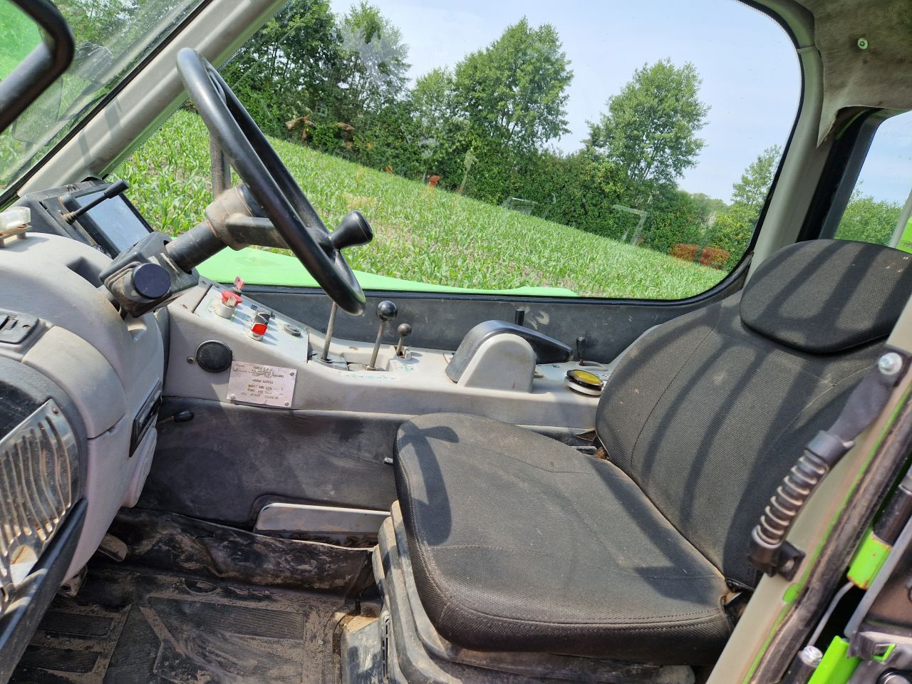 Verreiker merlo telescoop lader 4x4 manitou