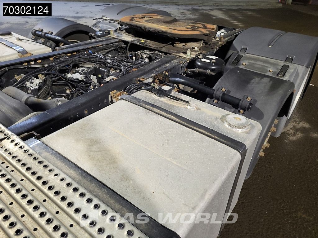 MAN TGX 18.500 6X2 XXL Mega 2xTanks Liftachse