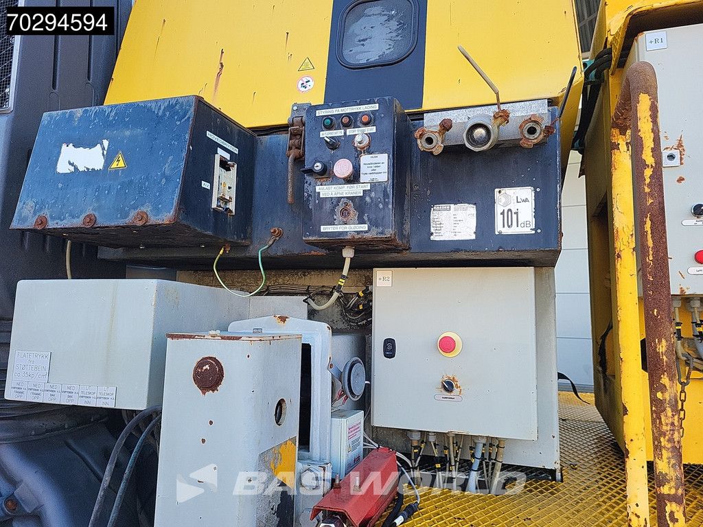 Iveco Trakker Trakker 350 6X4 AMV ARBPL 10.5M Hubarbeitsbühne Manual Big-Axle Euro 3