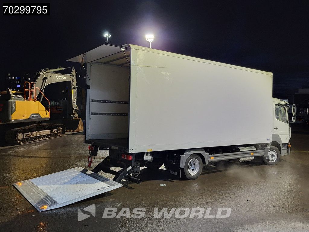 Mercedes Atego 818 4X2 8 tonner Automatic 1000kg Ladebordwand Euro 6