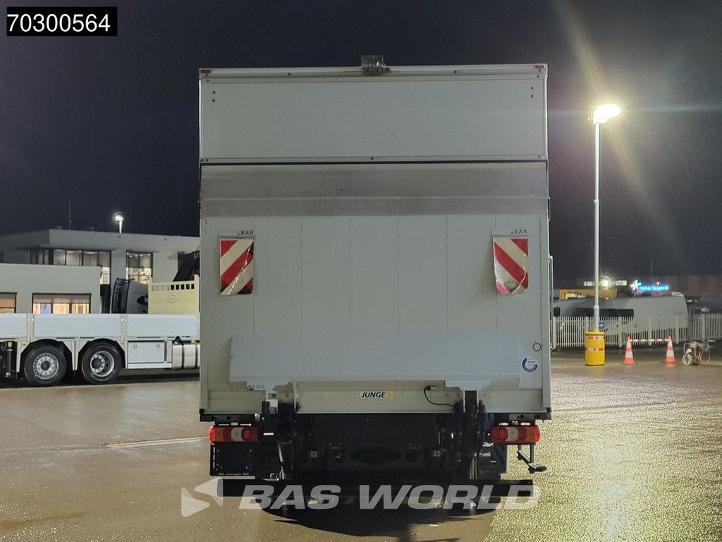 Mercedes Atego 818 4X2 8tonner 1500kg Ladebordwand Automatic Euro 6