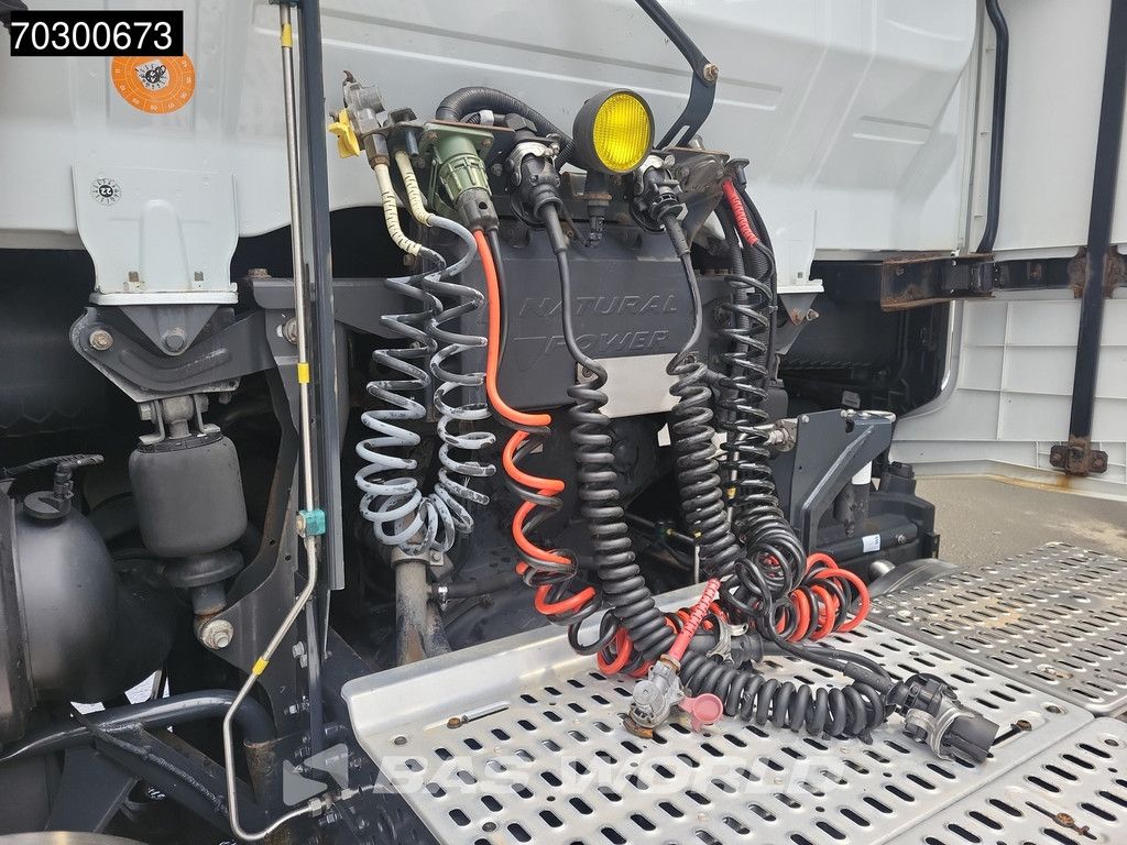 Iveco S-Way NP 460 4X2 LNG! Retarder Standairco 2xTanks Navi LED Euro 6