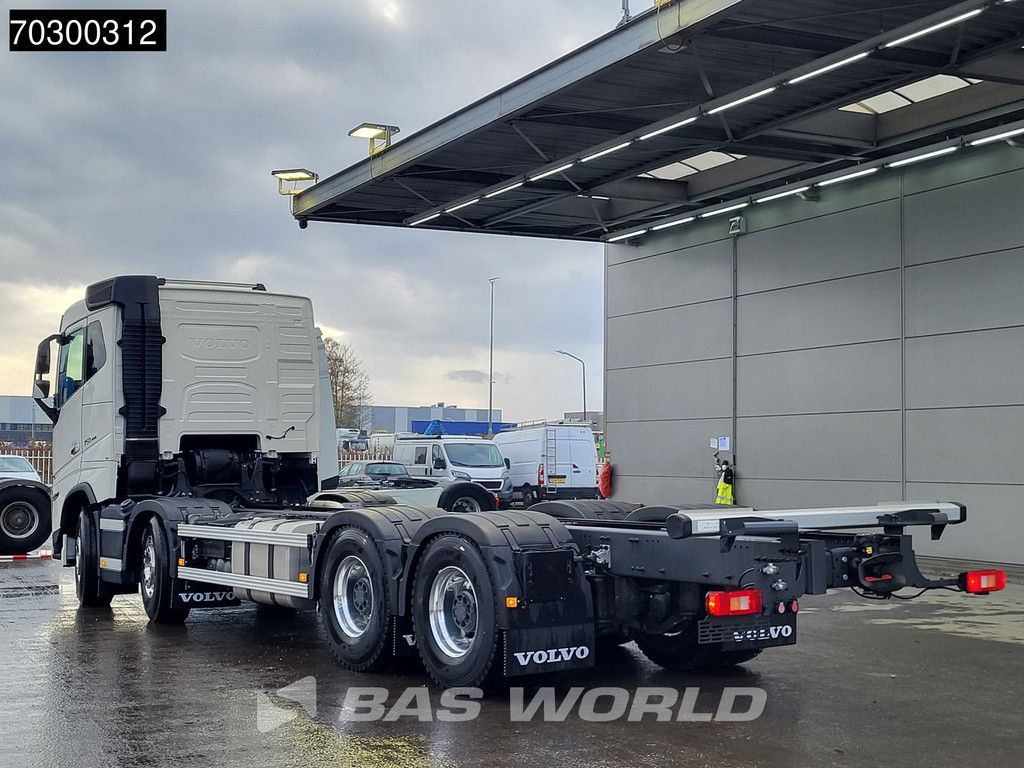 Volvo FH16 FH16 750 8X4 NEW 8x4 chassis! Air suspension Big-Axle Automatic VEB+ Euro 6