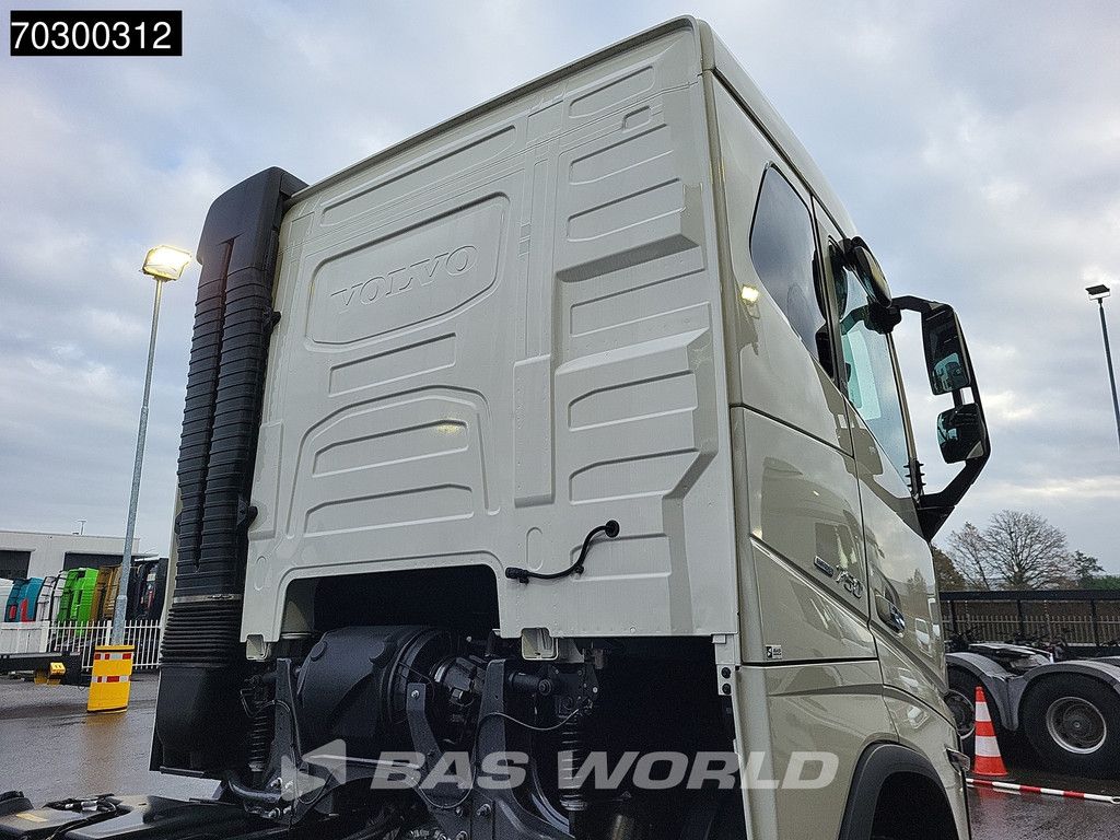 Volvo FH16 FH16 750 8X4 NEW 8x4 chassis! Air suspension Big-Axle Automatic VEB+ Euro 6