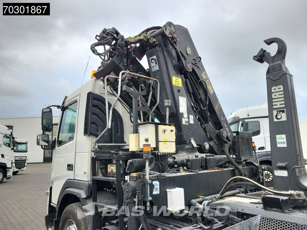 Volvo FMX FMX 370 6X2 HIAB 244 E P-3 Hipro Kran + XR21S56 containersystem Lift+steering