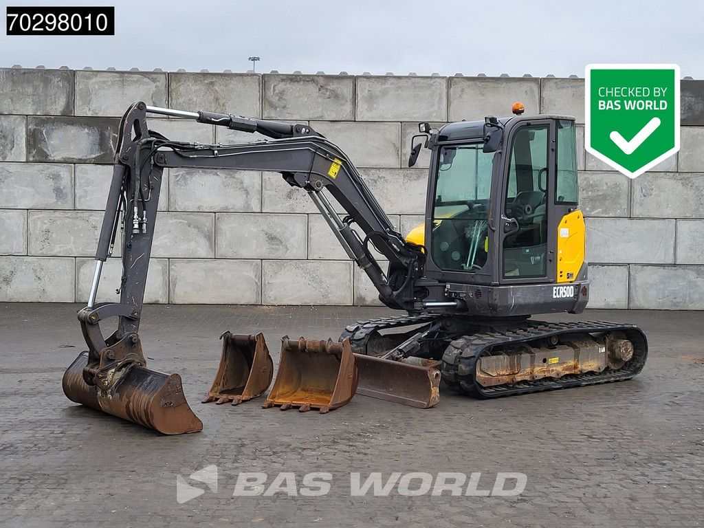 Volvo ECR50 D 3 BUCKETS
