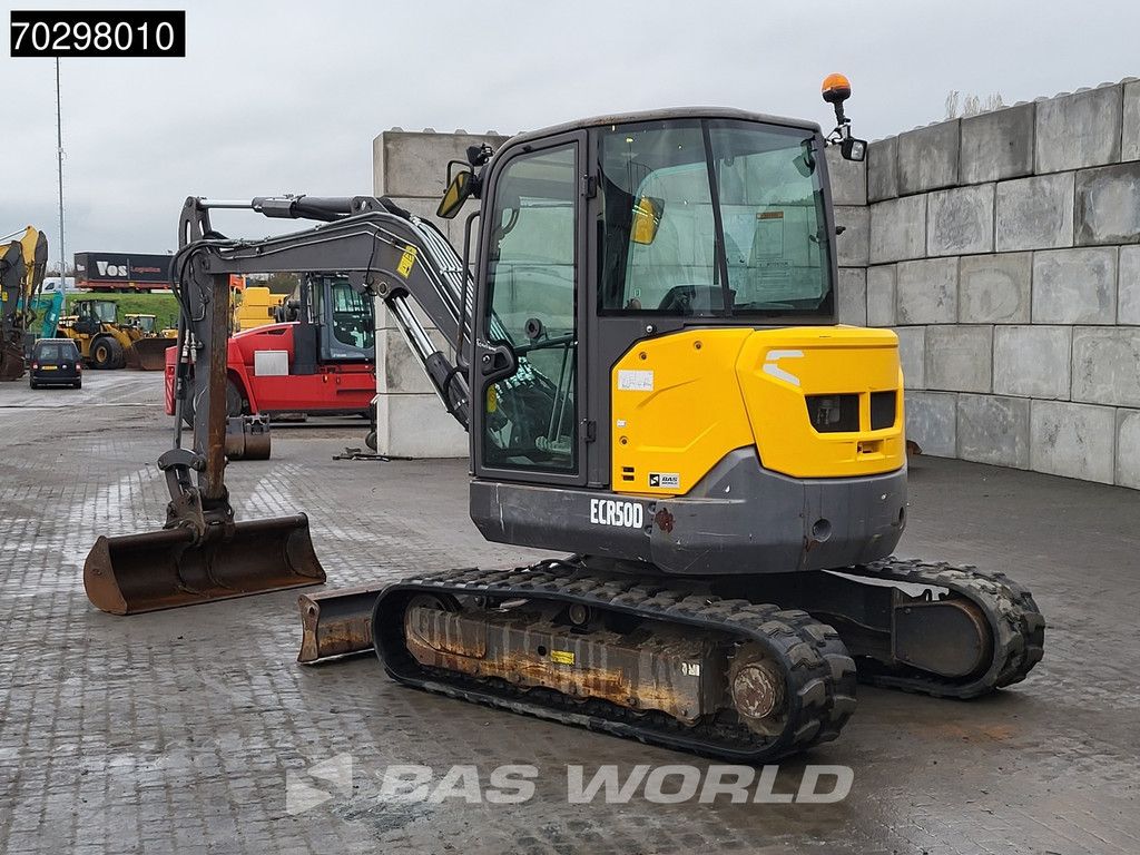 Volvo ECR50 D 3 BUCKETS