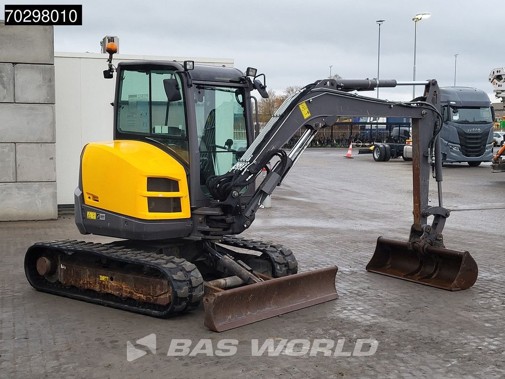 Volvo ECR50 D 3 BUCKETS