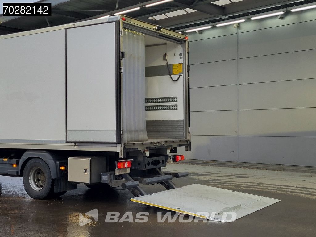 Mercedes Atego Atego 1524 4X2 16tonner Thermo King T-1200R 1500kg Ladebordwand Euro 6
