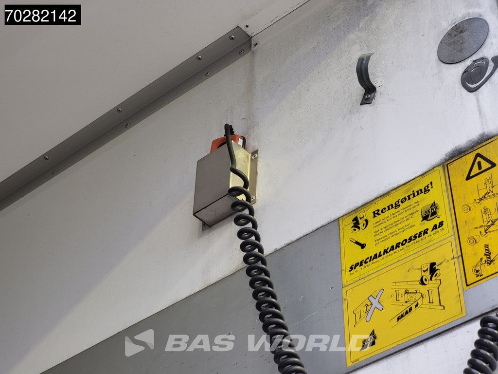 Mercedes Atego Atego 1524 4X2 16tonner Thermo King T-1200R 1500kg Ladebordwand Euro 6