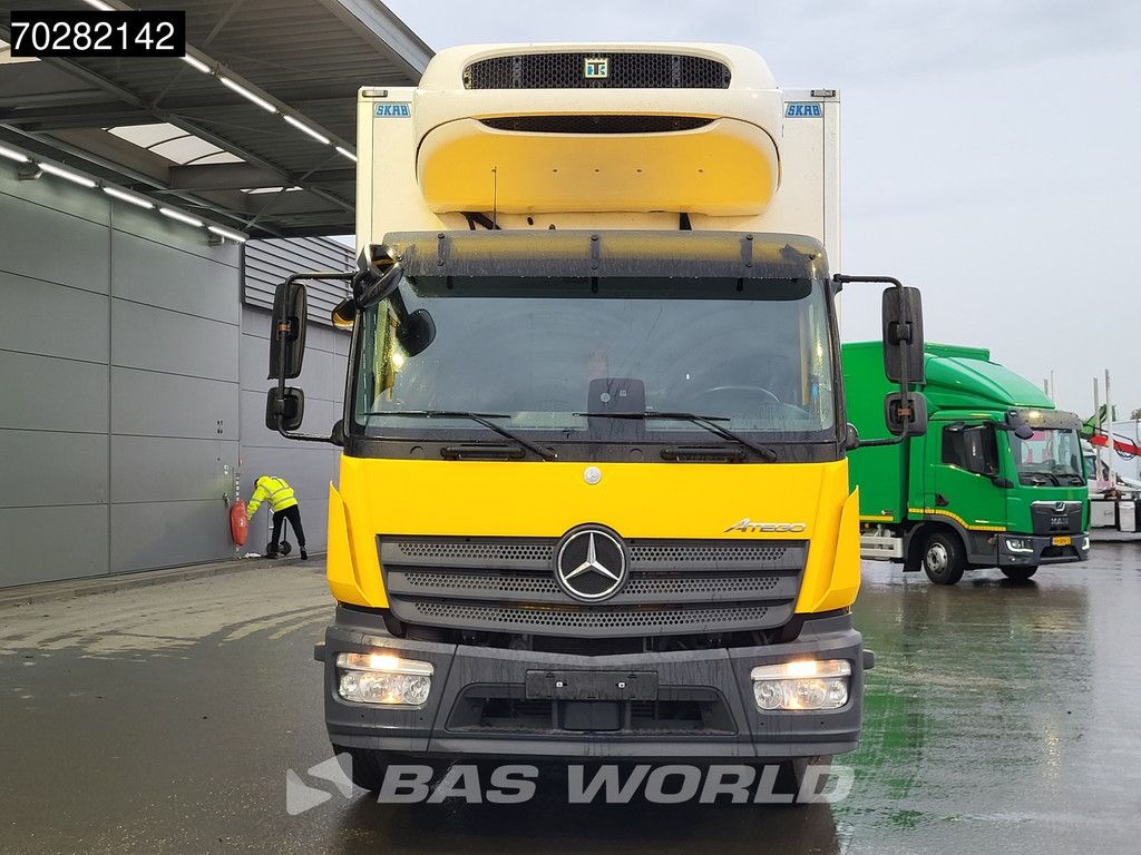 Mercedes Atego Atego 1524 4X2 16tonner Thermo King T-1200R 1500kg Ladebordwand Euro 6