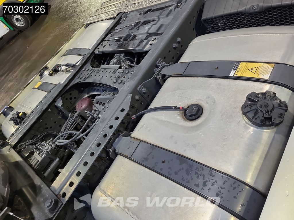 Mercedes Actros 1951 4X2 BigSpace Retarder Full-Air 2x Tanks Alcoa's