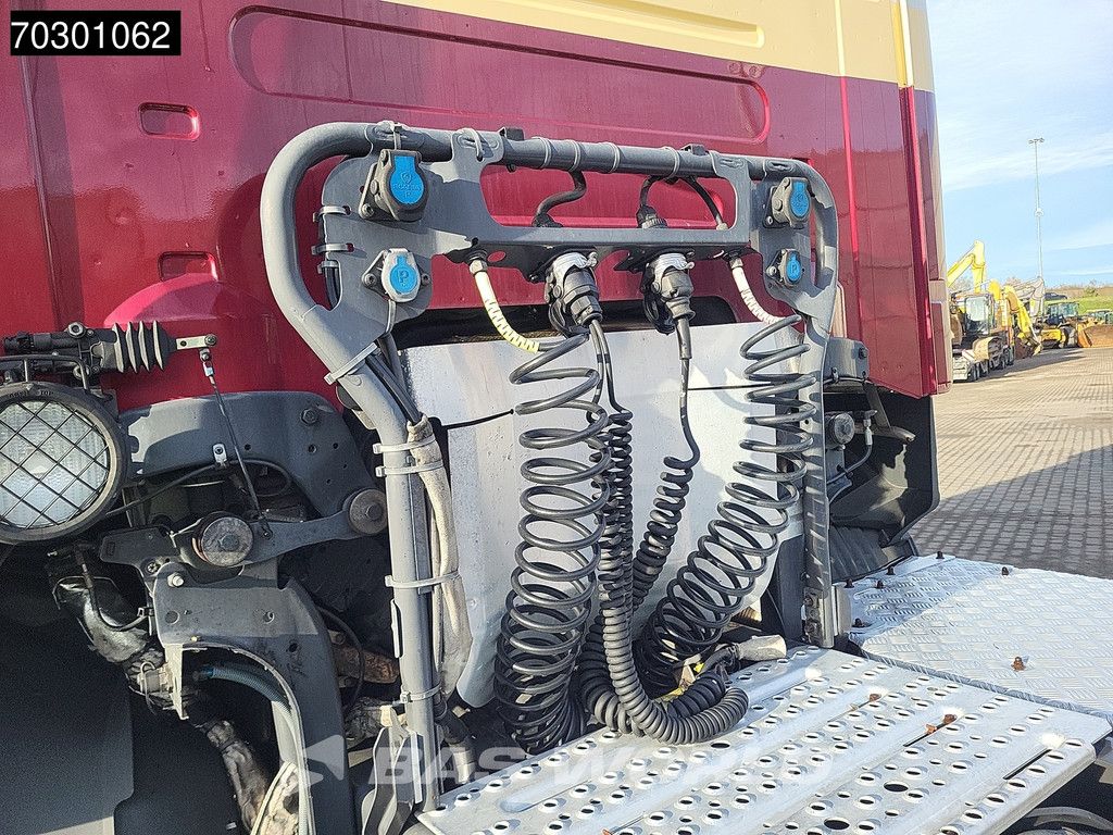 Scania R520 4X2 3-Pedals Retarder PTO 2x Tanks Full-Air Alcoa
