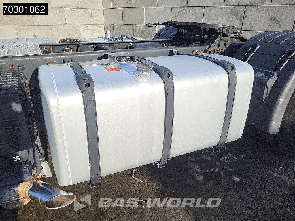 Scania R520 4X2 3-Pedals Retarder PTO 2x Tanks Full-Air Alcoa