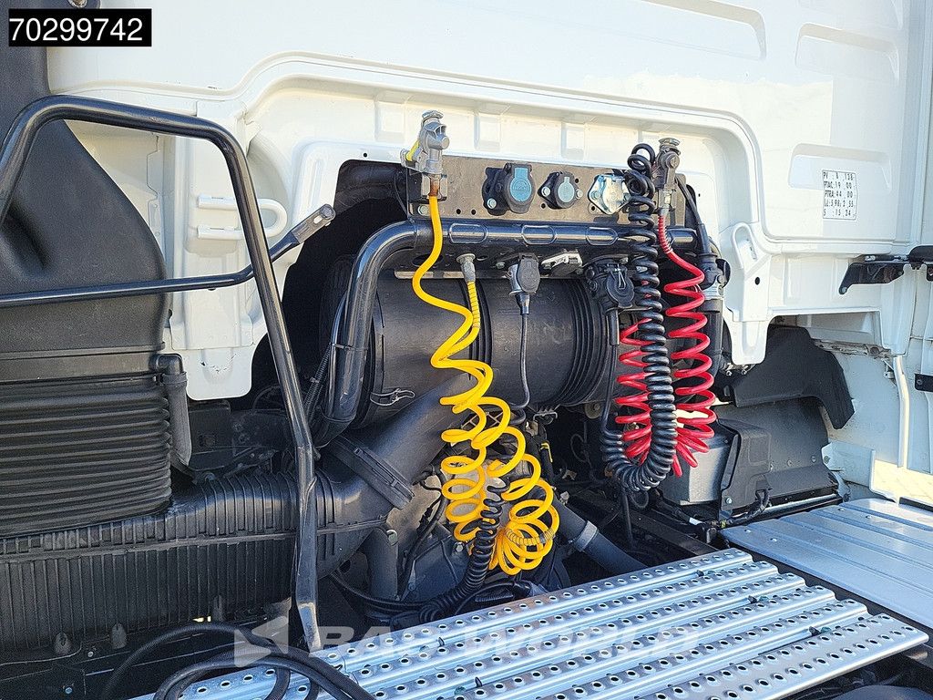 MAN TGX 18.460 4X2 XLX Retarder 2xTanks Standklima ACC Euro 6