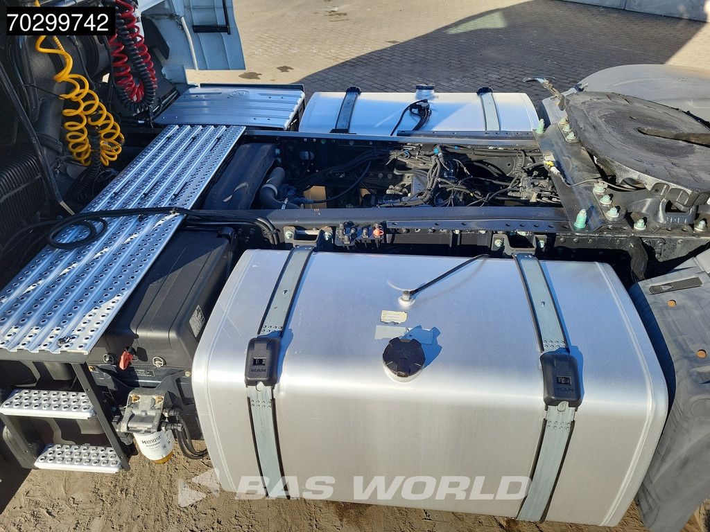 MAN TGX 18.460 4X2 XLX Retarder 2xTanks Standklima ACC Euro 6