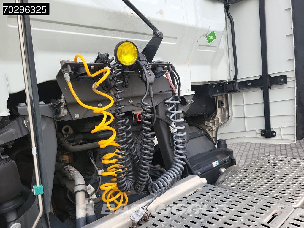 Iveco S-Way S-Way 4X2 LNG! Retarder 2X Tanks