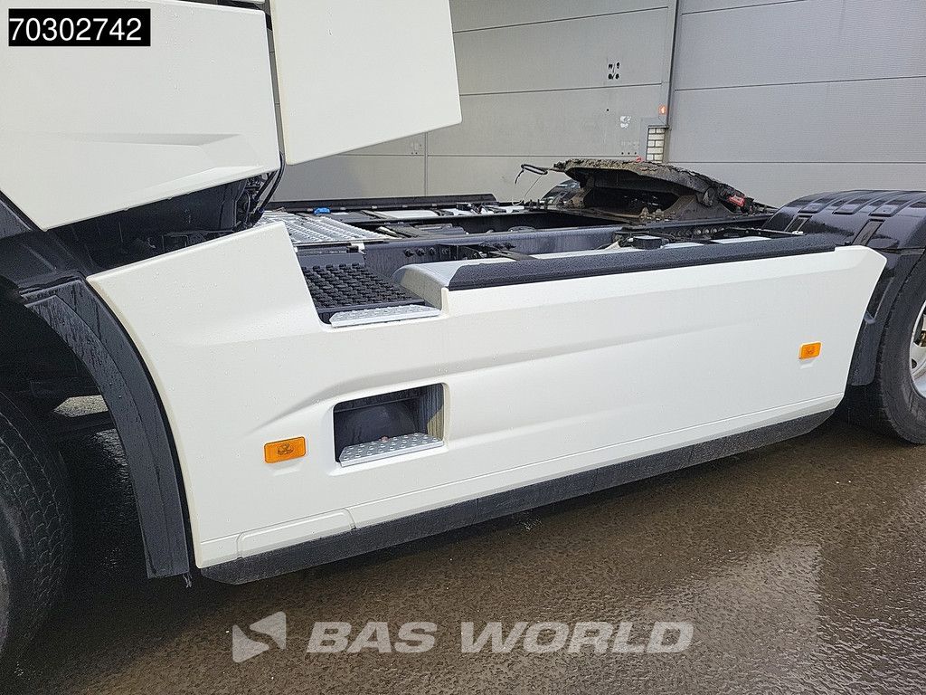 Renault T T 480 4X2 HIGH Retarder 2x Tanks