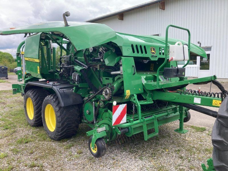 John Deere C441R