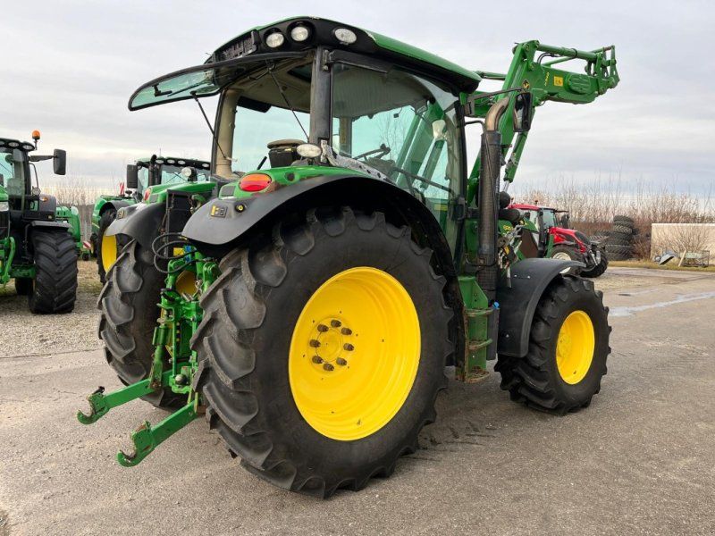 John Deere 6125R