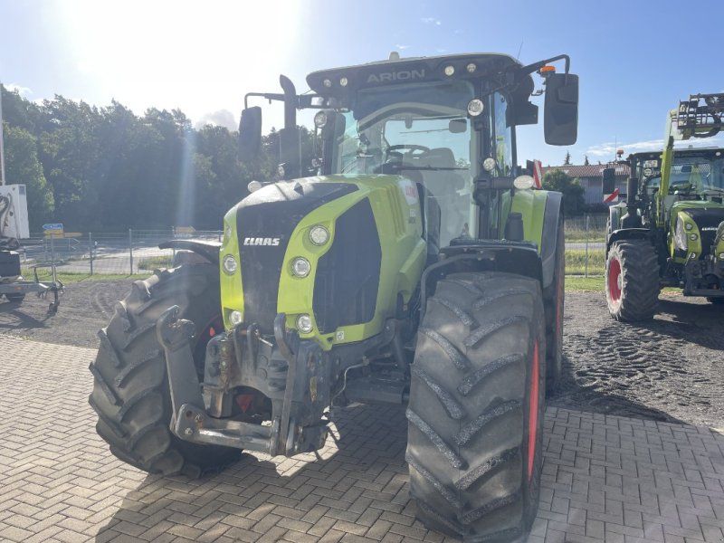 Claas Arion 660 CMATIC