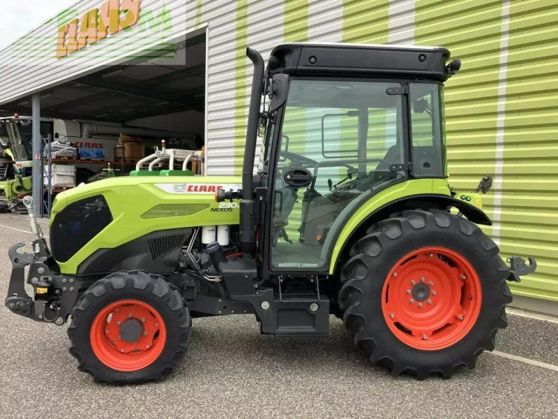 Claas nexos 230 m