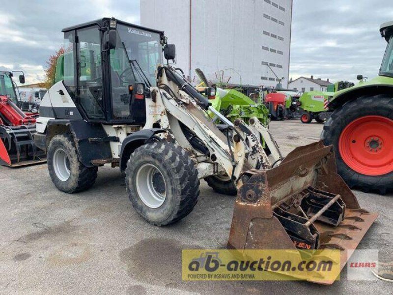 Caterpillar 908 inkl. Schaufel