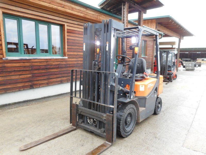 Doosan G25GP Diesel Tripl 4,7m + SS ( Bj.  )
