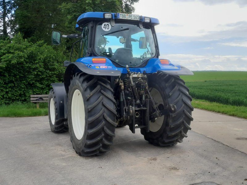 New Holland TSA 125