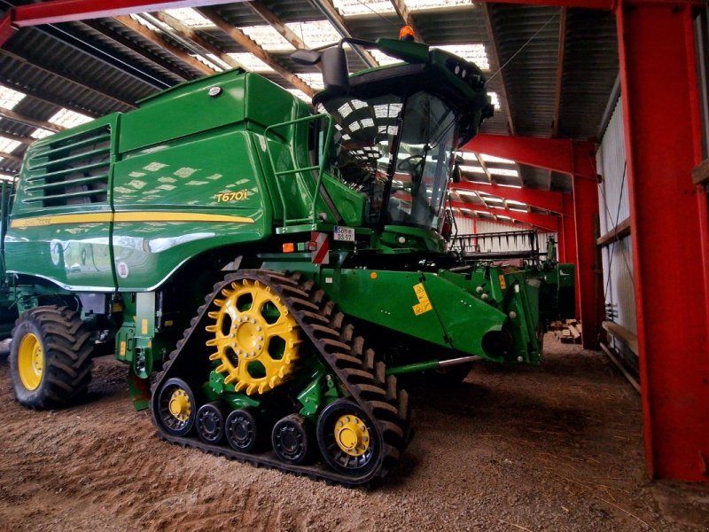 John Deere T670 Raupe mit 730FD
