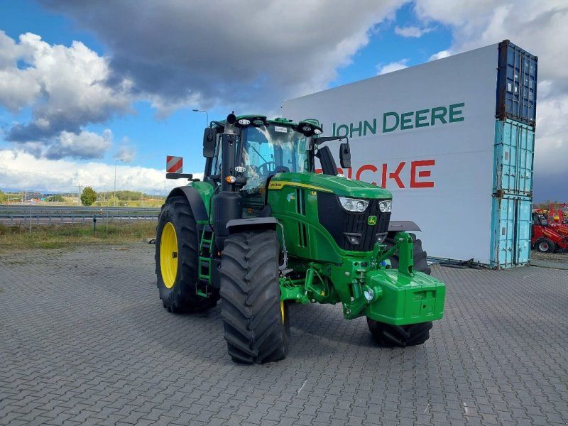John Deere 6M 250