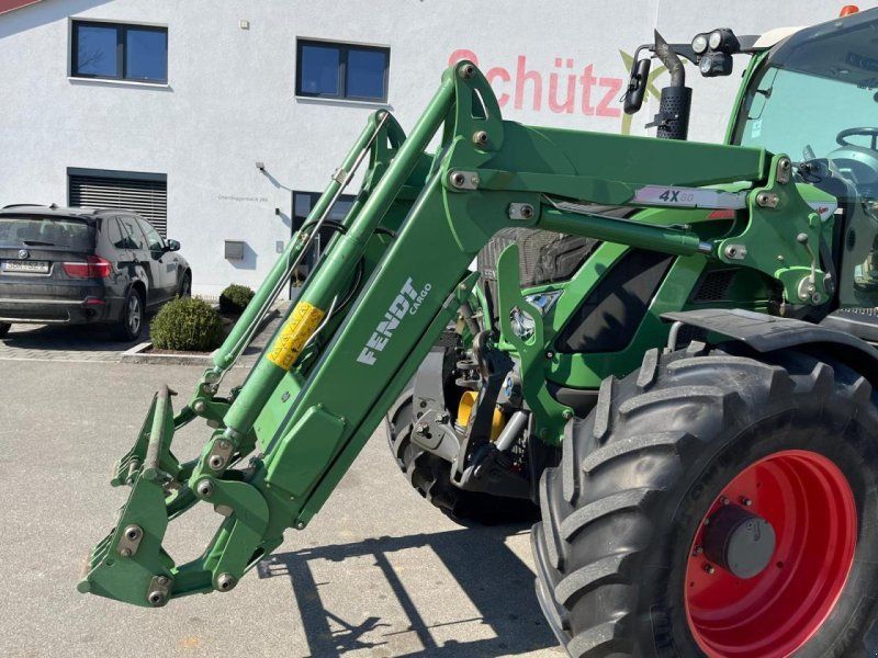 Fendt Frontlader Cargo 4X80 mit Konsole Vario 500 700