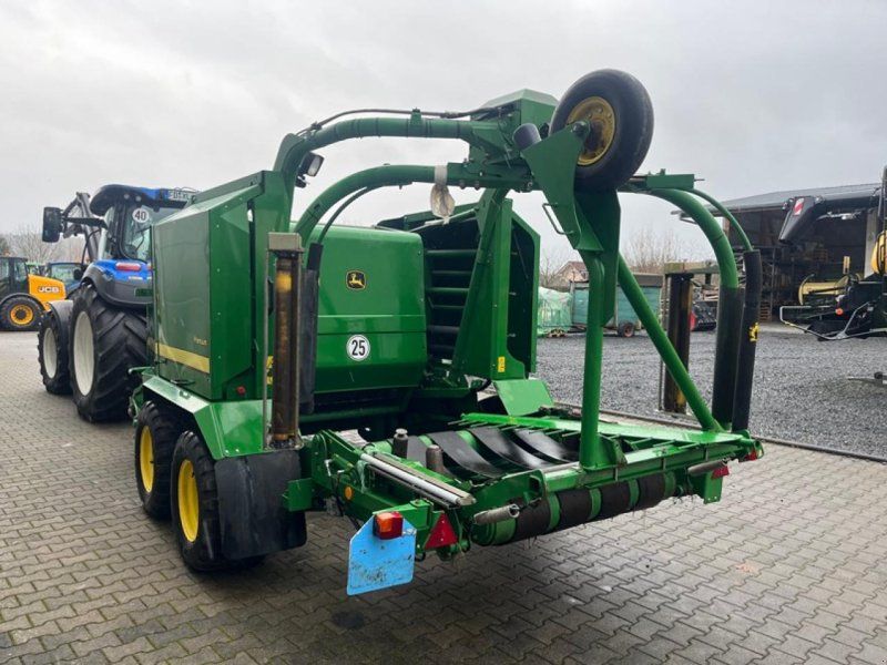 John Deere 744 Premium