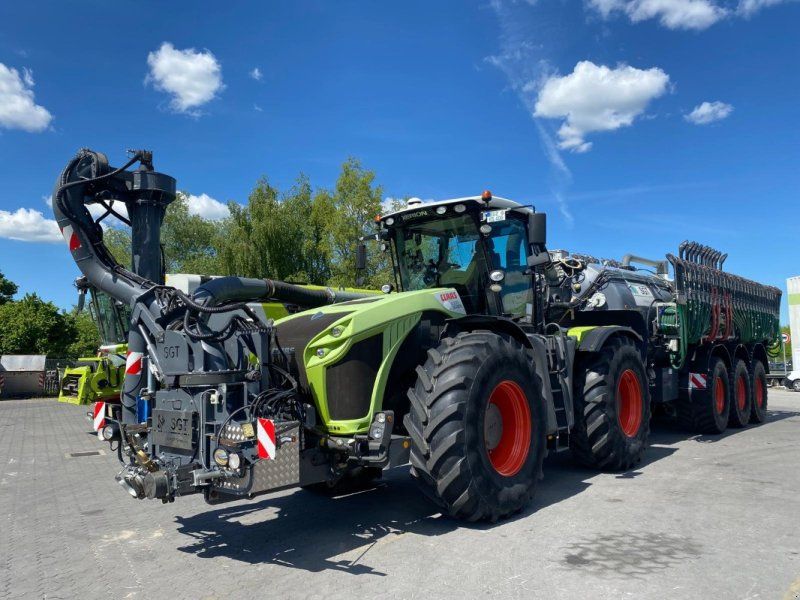 Claas Xerion 4000 Trac VC + SGT 30000 + VOGELSANG 30 M