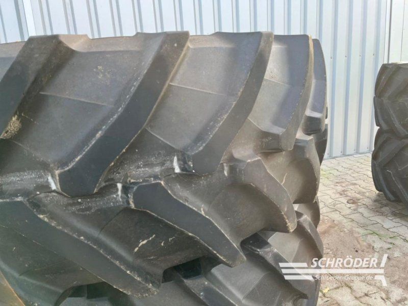 Fendt 2X 540/65 R24 + 2X 600/65 R38