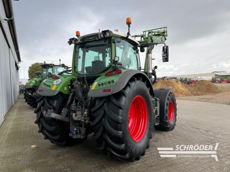 Fendt 718 VARIO S4 PROFI PLUS