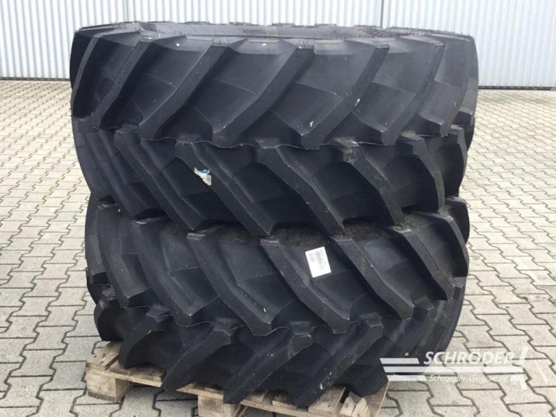 Trelleborg 2X 650/65 R42 NEU
