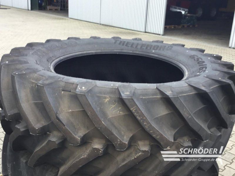 Trelleborg 2X 650/65 R42 NEU