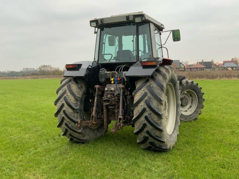 Massey Ferguson 3690