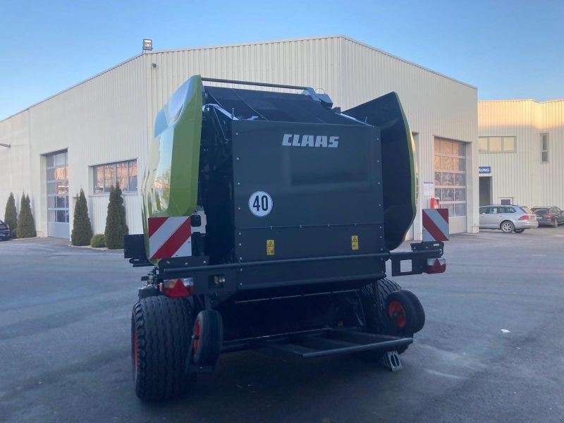 Claas VARIANT 560 RC TREND