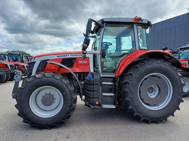 Massey Ferguson 7S.180