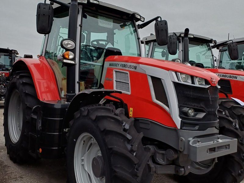 Massey Ferguson 6S.135