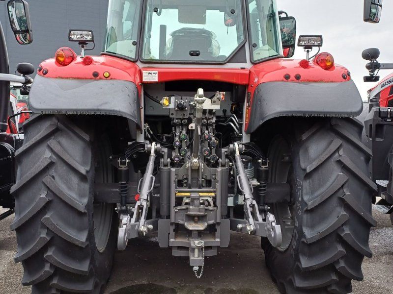 Massey Ferguson 6S.135
