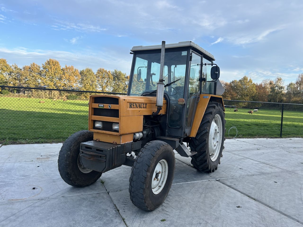 Nette Renault 551 S (MARGE)