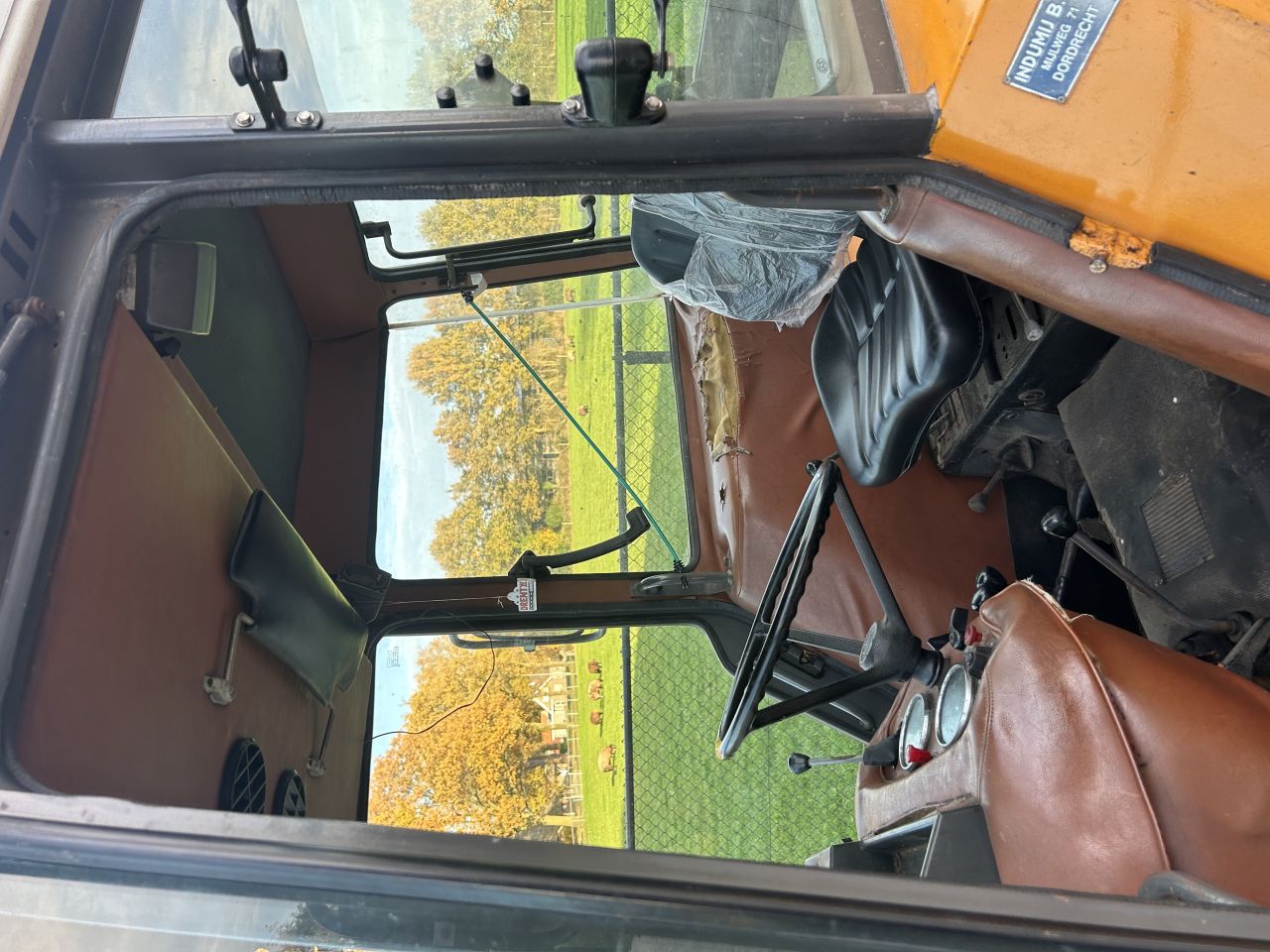 Nette Renault 551 S (MARGE)