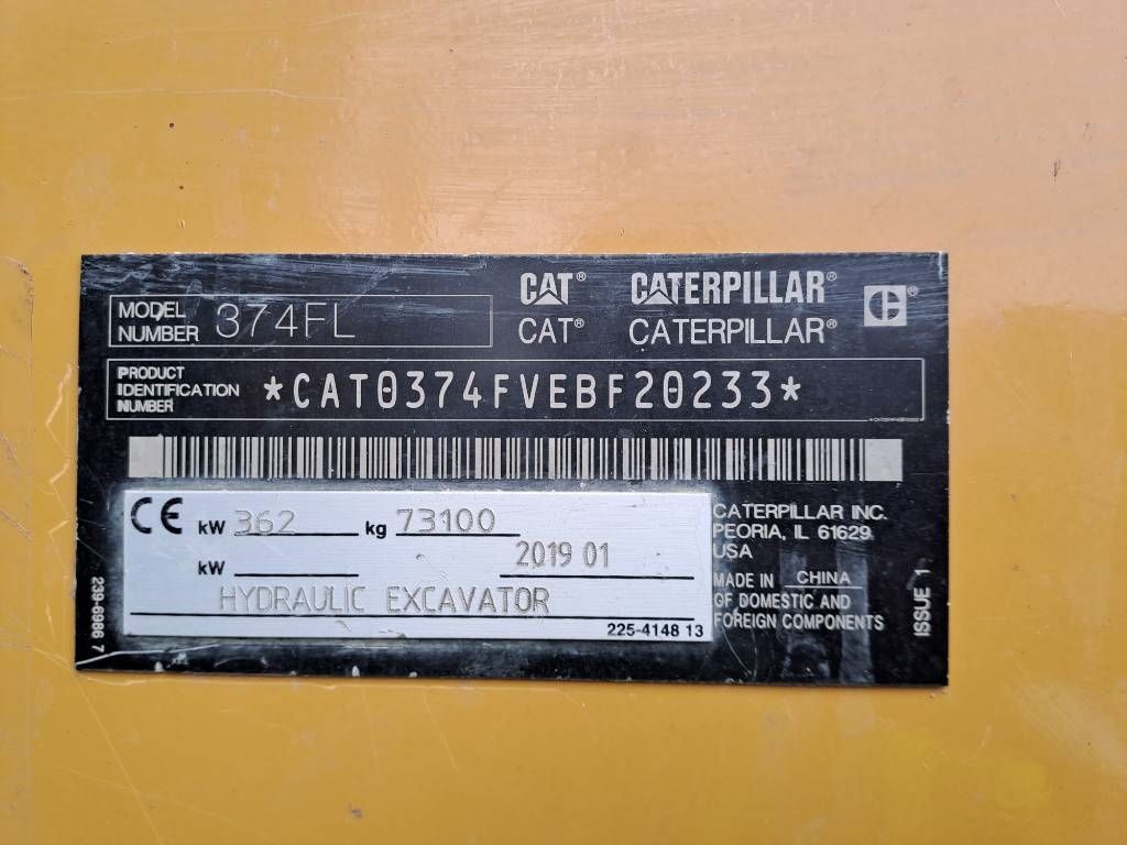 CAT 374FL