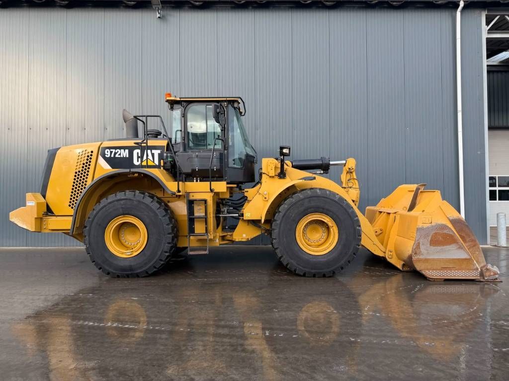 CAT 972M