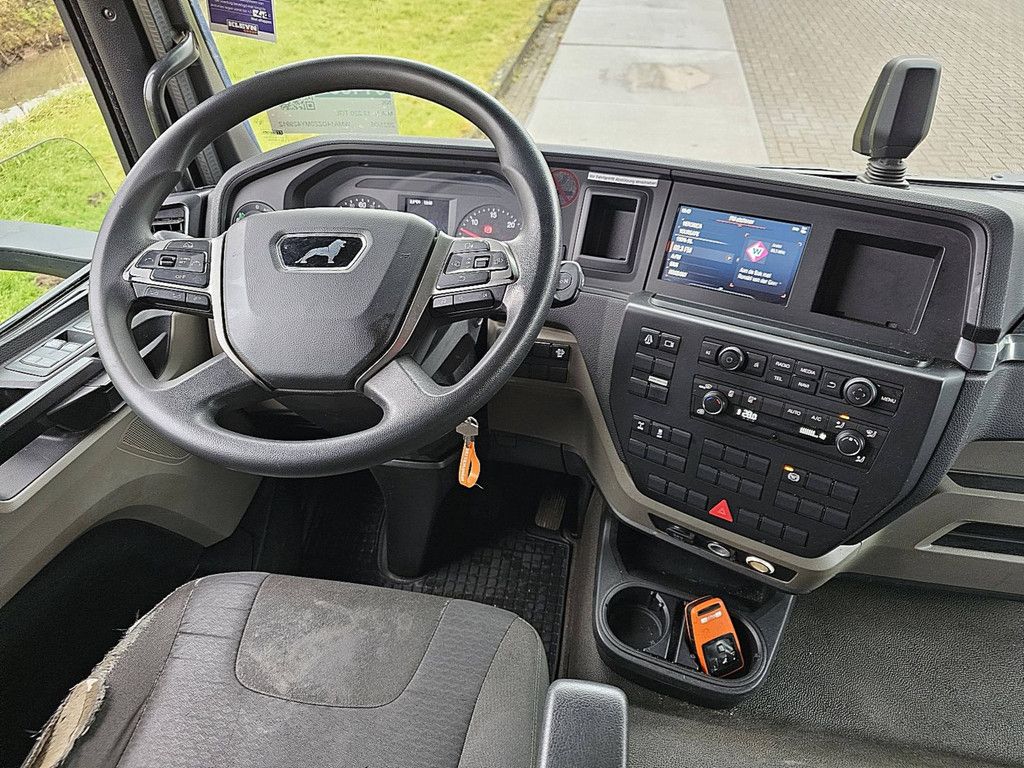 M.A.N. 12.220 TGL bl airco taillift